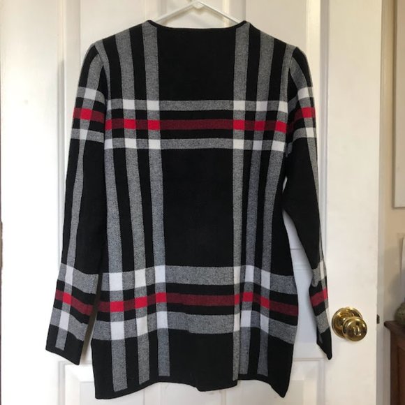 NEW! Creation Black White & Red Sweater with Pockets (S) - Picture 2 of 4